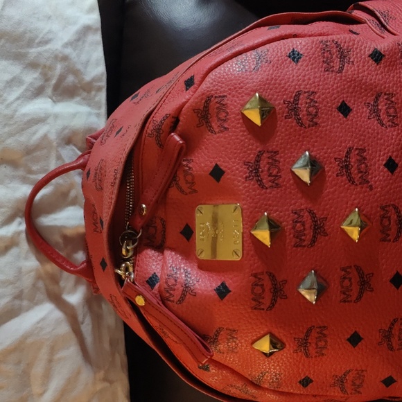 AUTHENT MCM BACKPACK - Picture 8 of 10